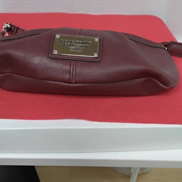 Relic Clutch / Wristlet Burgundy / Red brown coloring - Picture 7 of 9